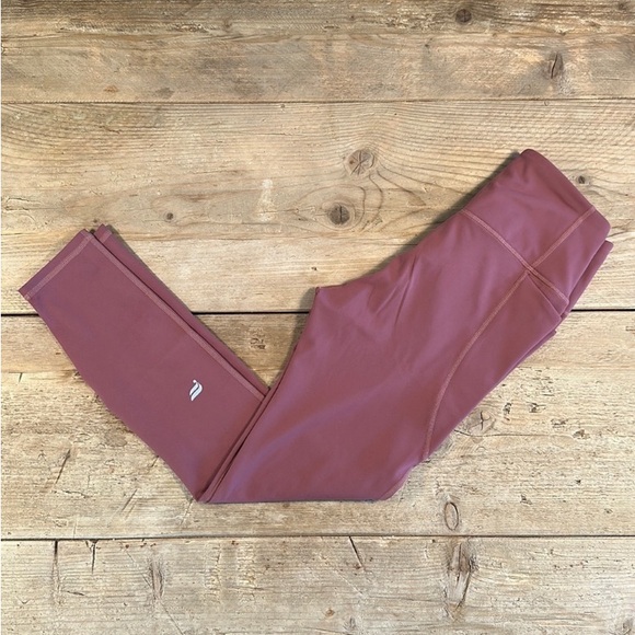 Fabletics cross over leggings - Picture 4 of 5